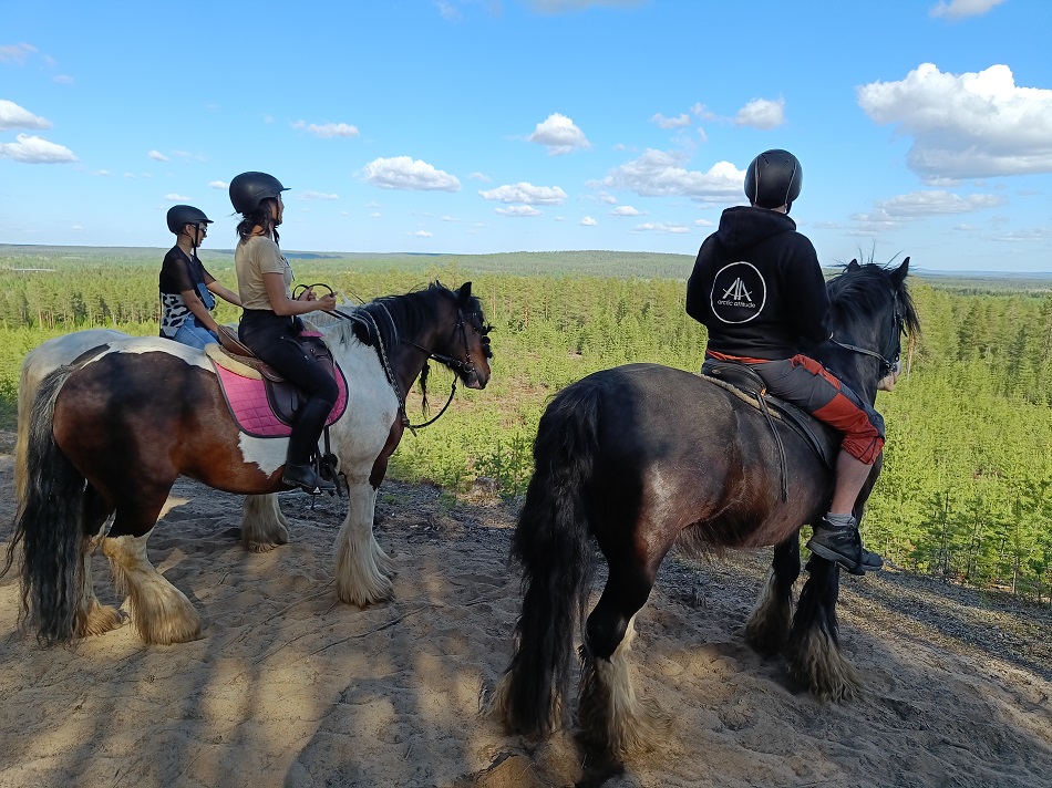 Horseback riding in Lapland
